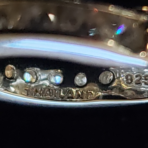 SOLD Silpada Sterling Silver Cubic Zirconia Ray of Light Hoop Earrings P1077 - Picture 5 of 7